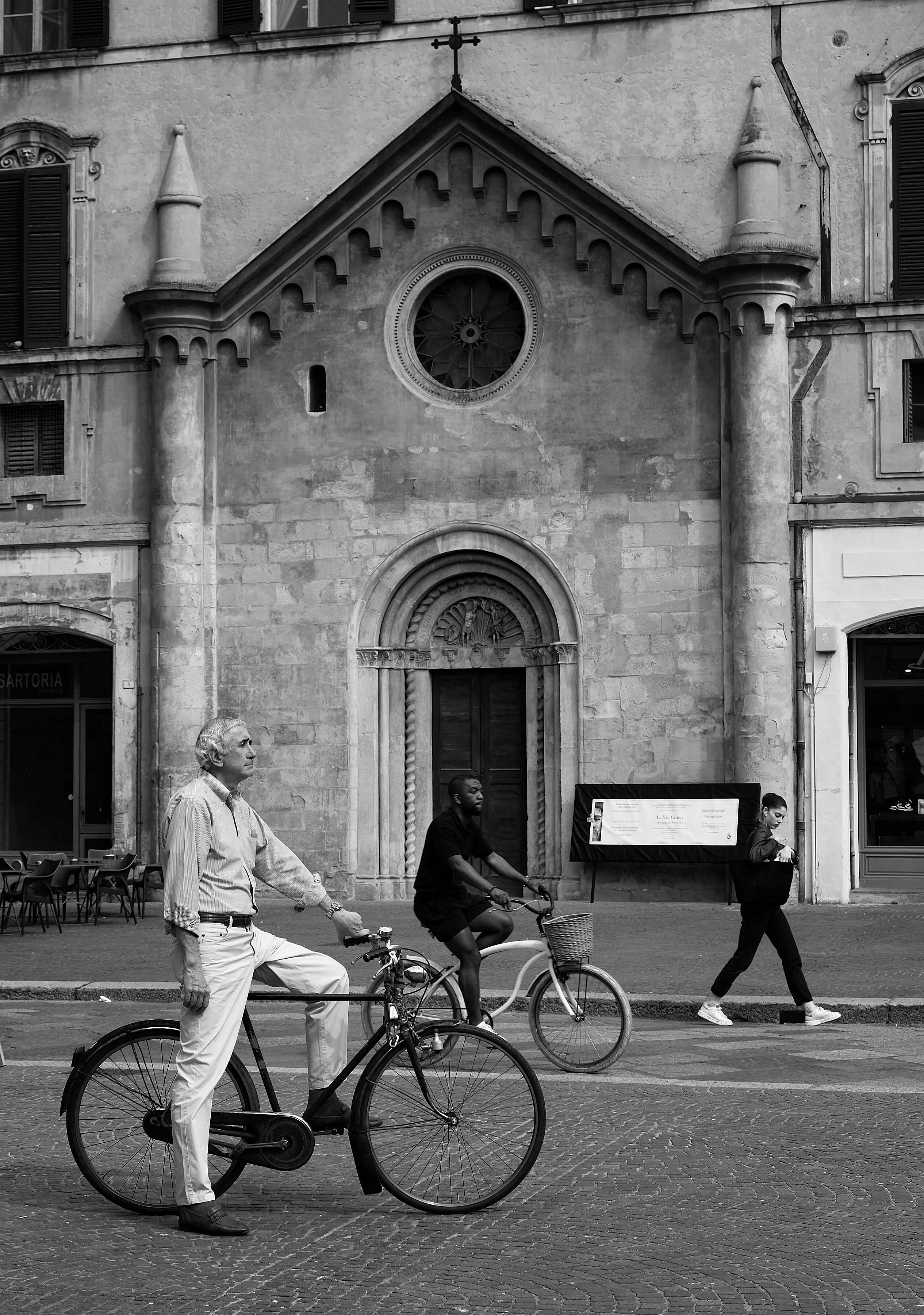 image representing Il bianco e il nero nella logica dell’alternanza 